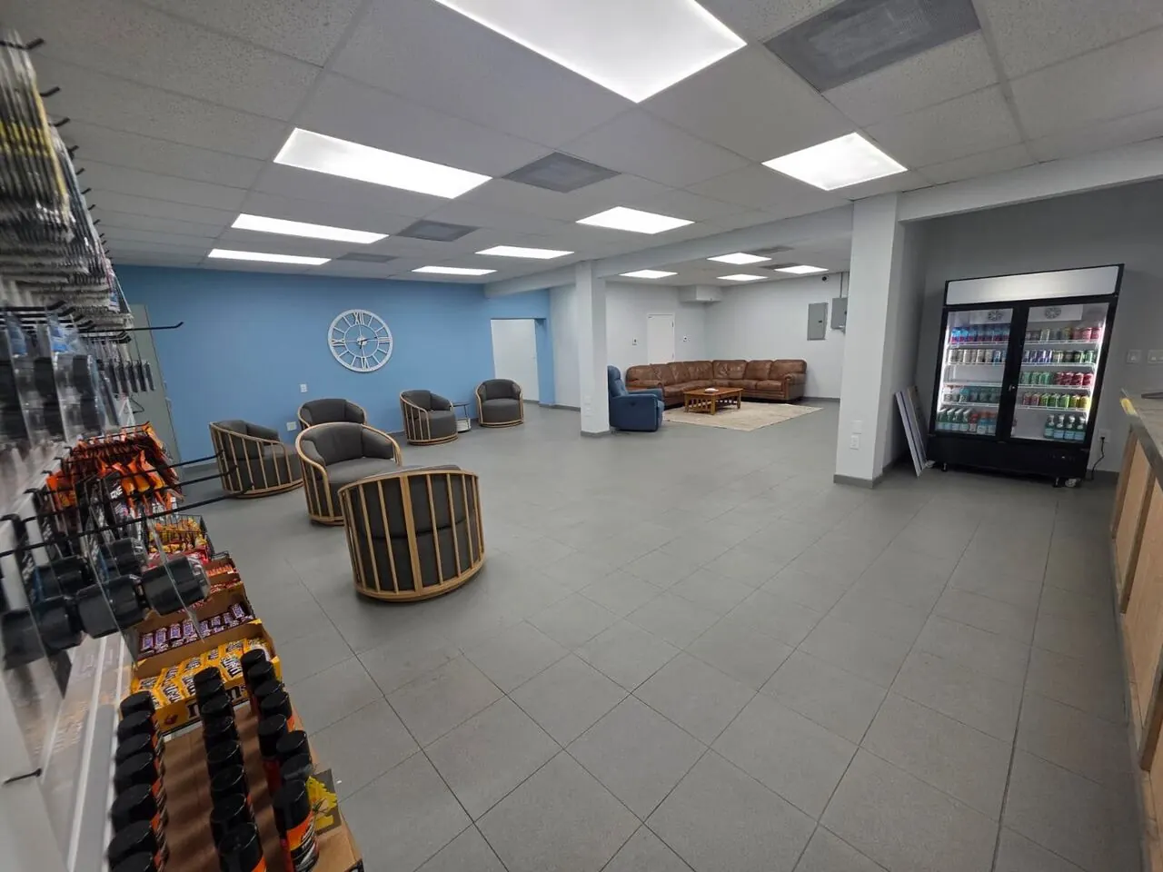 Frothy Carwash Lounge seating and waiting area